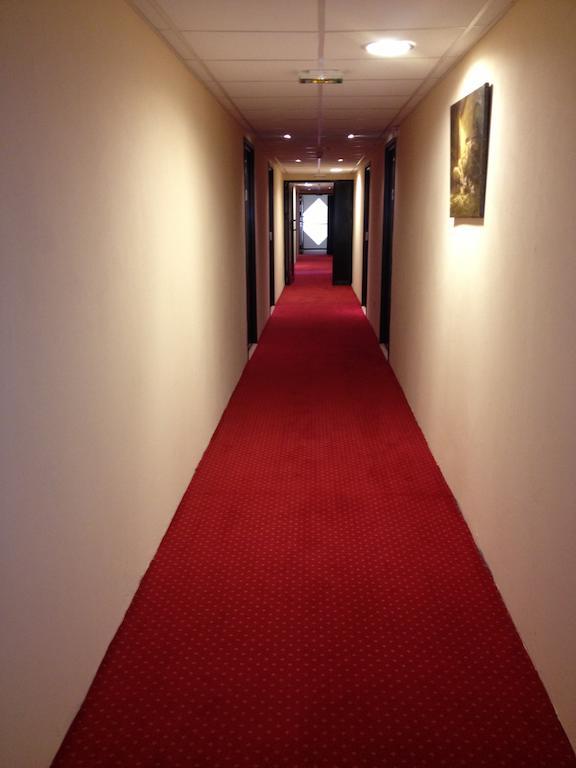 Les 4 Vallees Hotel Albertville Ngoại thất bức ảnh