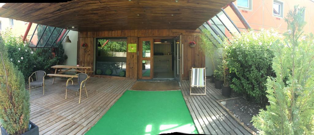 Les 4 Vallees Hotel Albertville Ngoại thất bức ảnh